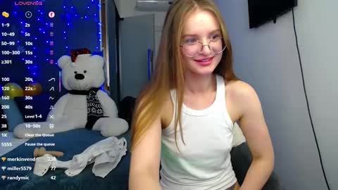 Snapshot of kate_jonson chatting on 10, 3, 2025 .Be kind and gentle with me and I will do my best for you. online show from 10, 3, 2025