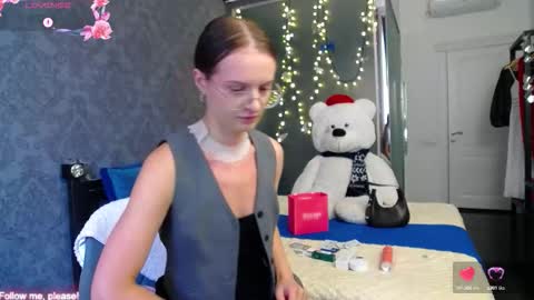 Snapshot of kate_jonson chatting on 10, 9, 2025 .Be kind and gentle with me and I will do my best for you. online show from 10, 9, 2025