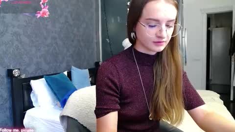 Snapshot of kate_jonson chatting on 19, 9, 2025 .Be kind and gentle with me and I will do my best for you. online show from 19, 9, 2025