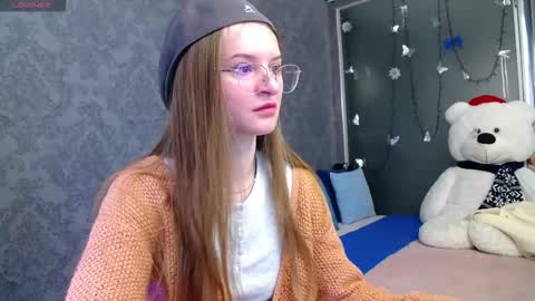 Snapshot of kate_jonson chatting on 24, 10, 2025 .Be kind and gentle with me and I will do my best for you. online show from 24, 10, 2025