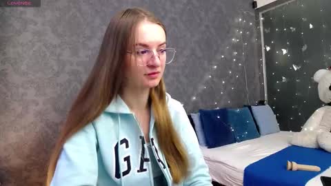 Snapshot of kate_jonson chatting on 14, 12, 2025 .Be kind and gentle with me and I will do my best for you. online show from 14, 12, 2025