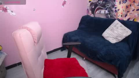 kate_lawrence_ online show from 7, 2, 2025