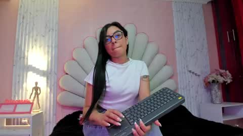 Snapshot of kate_mmoss chatting on 28, 5, 2026 kate online show from 28, 5, 2026