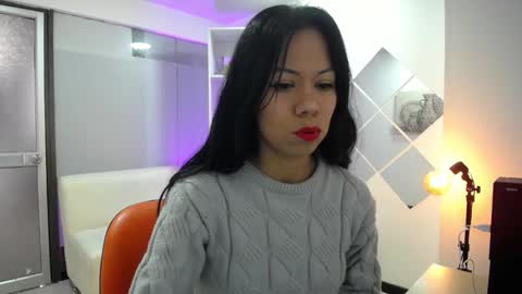 Snapshot of kate_owenns chatting on 8, 3, 2025 Kate online show from 8, 3, 2025