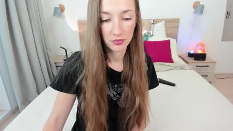 kate_redgar online show from 6, 2, 2026
