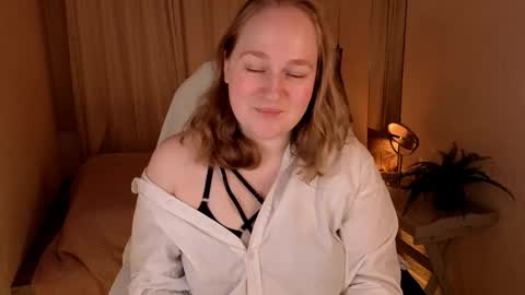 Snapshot of kate_rest chatting on 18, 5, 2026 Kate Follow me dear online show from 18, 5, 2026