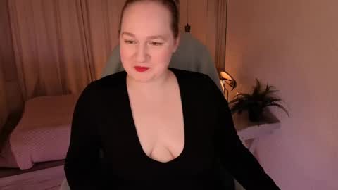 Snapshot of kate_rest chatting on 20, 5, 2026 Kate Follow me dear online show from 20, 5, 2026