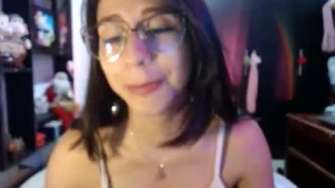 Kateeen18 online show from 5, 2, 2026