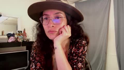 Snapshot of katehathor8 chatting on 9, 12, 2024 kate keith but here i prefer My Goddess independient model online show from 9, 12, 2024