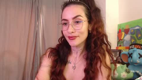 Snapshot of katehathor8 chatting on 17, 1, 2025 kate keith but here i prefer My Goddess independient model online show from 17, 1, 2025