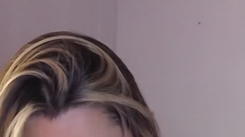 Snapshot of katejolie chatting on 22, 1, 2025 Help me with rate thanks online show from 22, 1, 2025