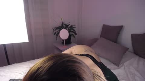 Snapshot of katejolie chatting on 25, 1, 2025 Help me with rate thanks online show from 25, 1, 2025