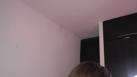 Snapshot of katejolie chatting on 26, 2, 2025 Help me with rate thanks online show from 26, 2, 2025