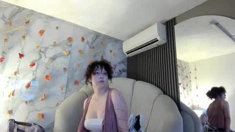 Snapshot of katemoss70 chatting on 12, 11, 2025 Im Katherine but call me Kate online show from 12, 11, 2025