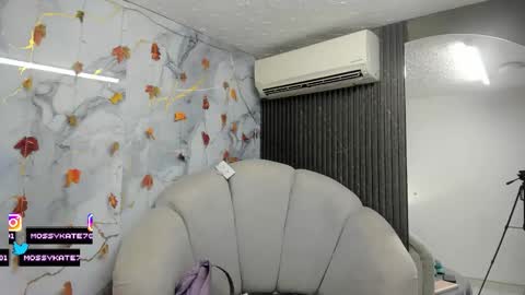 Snapshot of katemoss70 chatting on 21, 11, 2025 Im Katherine but call me Kate online show from 21, 11, 2025