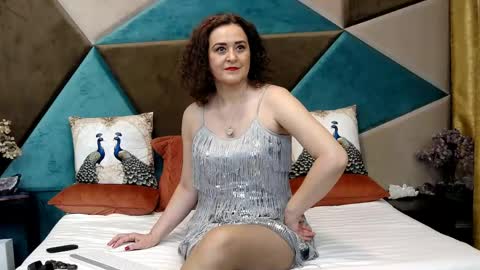 KateQueenston --  online show from 22, 5, 2026