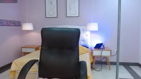 Snapshot of katerinx chatting on 3, 12, 2025 katerin online show from 3, 12, 2025