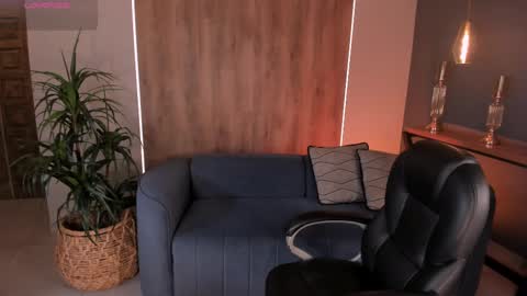 Snapshot of katesunder chatting on 3, 3, 2025 K A T E online show from 3, 3, 2025
