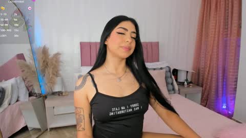 Snapshot of kath_rosee chatting on 28, 12, 2024 online show from 28, 12, 2024
