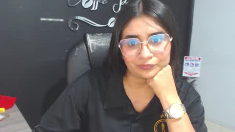 Snapshot of kathe0v chatting on 20, 7, 2026 Call me Lau online show from 20, 7, 2026