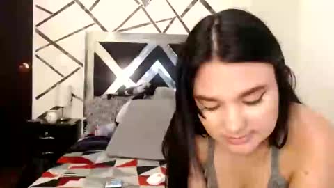 Snapshot of kathe_sant chatting on 11, 1, 2025 KATHE SANT online show from 11, 1, 2025