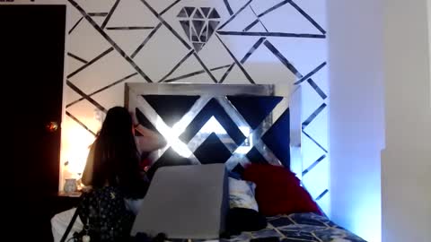 Snapshot of kathe_sant chatting on 25, 1, 2025 KATHE SANT online show from 25, 1, 2025