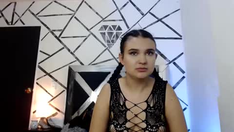 Snapshot of kathe_sant chatting on 26, 1, 2025 KATHE SANT online show from 26, 1, 2025