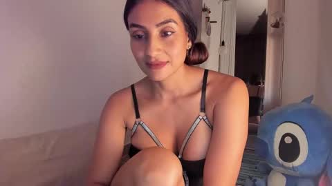 Snapshot of kathe_vergara chatting on 3, 3, 2025 kathe online show from 3, 3, 2025