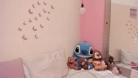 Snapshot of kathe_vergara chatting on 8, 10, 2025 kathe online show from 8, 10, 2025