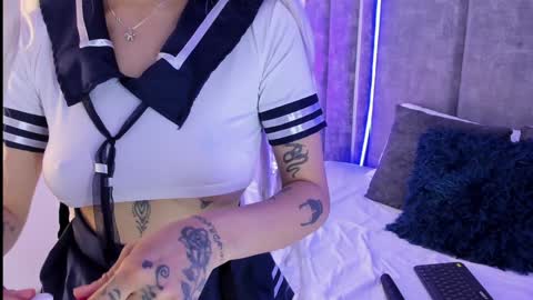 Snapshot of kathegomez_ chatting on 12, 1, 2025 KatheGomez online show from 12, 1, 2025