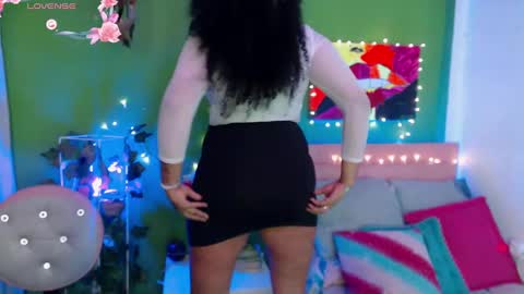 Snapshot of katherincastillo chatting on 8, 9, 2025 katherin online show from 8, 9, 2025