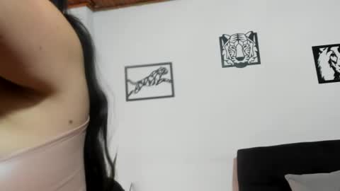 katherine_blair online show from 8, 7, 2026
