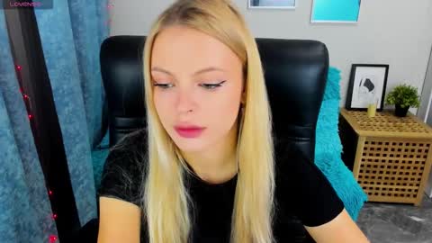 Snapshot of katherineepierce chatting on 24, 9, 2025 Katherine online show from 24, 9, 2025