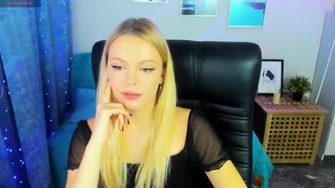 Snapshot of katherineepierce chatting on 18, 10, 2025 Katherine online show from 18, 10, 2025