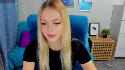 Snapshot of katherineepierce chatting on 7, 11, 2025 Katherine online show from 7, 11, 2025