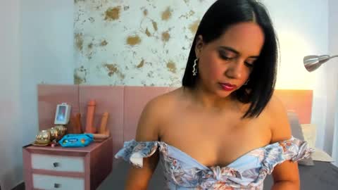 Snapshot of kathia_lopera chatting on 19, 1, 2025 Khatia online show from 19, 1, 2025