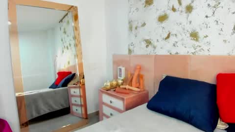 Snapshot of kathia_lopera chatting on 2, 2, 2025 Khatia online show from 2, 2, 2025