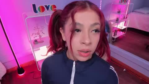 Snapshot of kathia_saenz chatting on 27, 11, 2025 Kathia online show from 27, 11, 2025