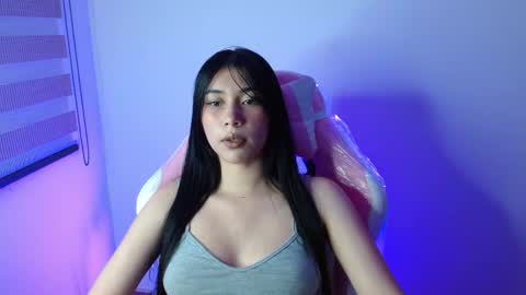 Snapshot of kathy_de chatting on 25, 10, 2025 kathy de online show from 25, 10, 2025