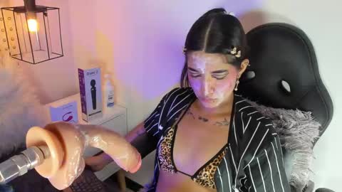 Snapshot of kathy_naughty1 chatting on 21, 2, 2025 Khaty online show from 21, 2, 2025