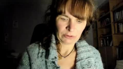 Snapshot of kathysky40 chatting on 17, 12, 2025 KATHY online show from 17, 12, 2025