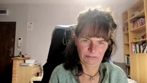 Snapshot of kathysky40 chatting on 9, 1, 2026 KATHY online show from 9, 1, 2026