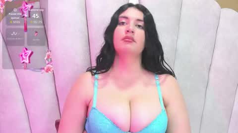 Snapshot of katiajones_vc chatting on 8, 9, 2025 katiajones_vc online show from 8, 9, 2025