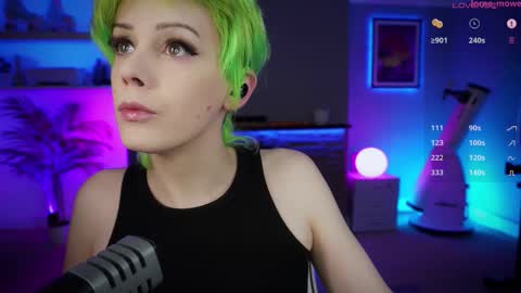 Snapshot of katie_cutie_ts chatting on 20, 10, 2025 Katie online show from 20, 10, 2025