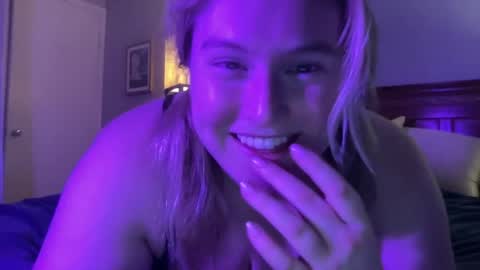 Snapshot of katiecopper27 chatting on 13, 6, 2026 katiecopper27 online show from 13, 6, 2026