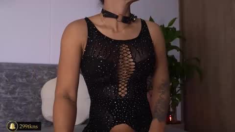 Snapshot of katiecruz_ chatting on 4, 12, 2025 Katie online show from 4, 12, 2025