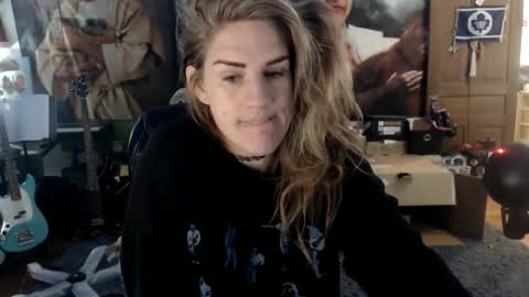 Katie online show from 18, 10, 2025