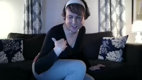 katieutopia online show from 10, 2, 2026