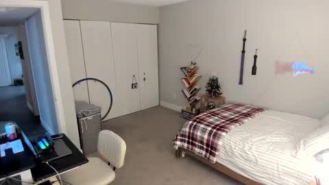 Katie Verona online show from 9, 12, 2024