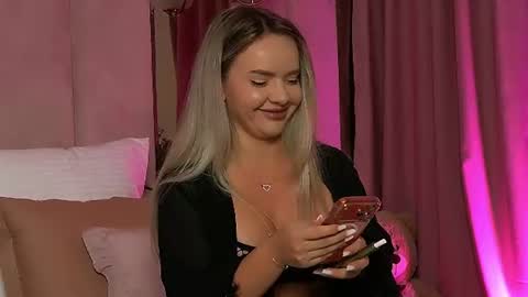 Snapshot of katjolie chatting on 6, 7, 2026 KatJolie online show from 6, 7, 2026